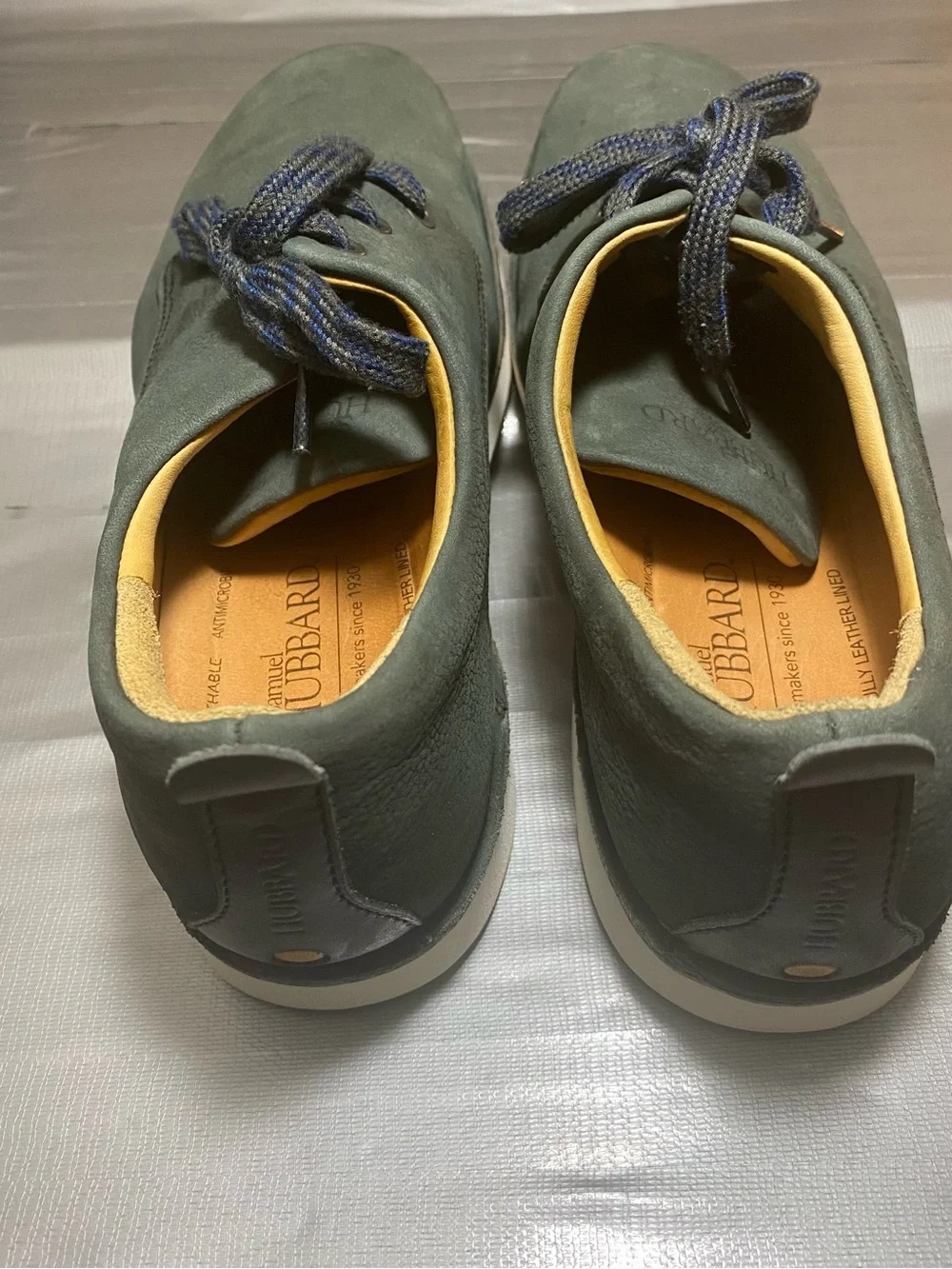 Men's Chukka Boots in Olive Green Nubuck